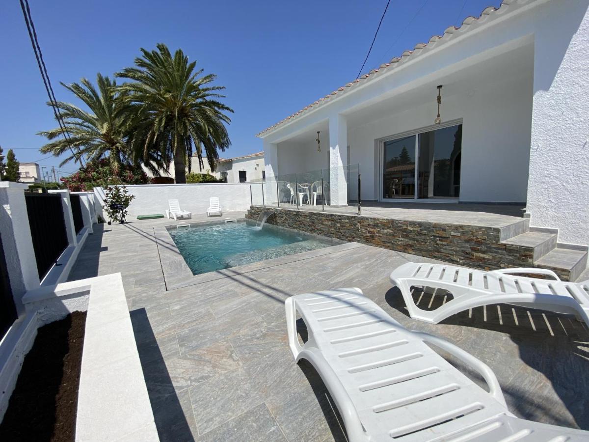 Montsia 23 - Casa Con Piscina Privada En Roses Villa Buitenkant foto
