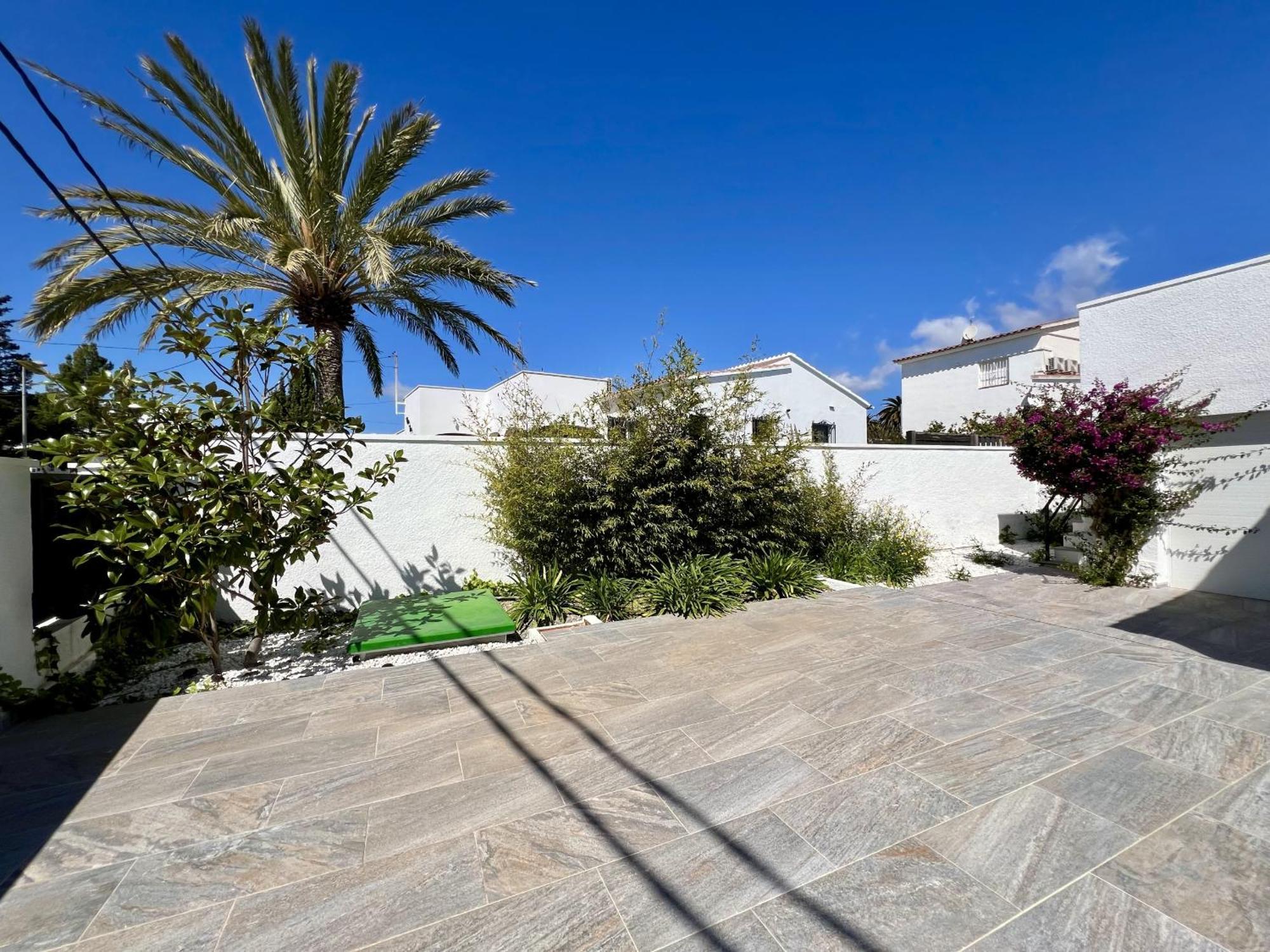 Montsia 23 - Casa Con Piscina Privada En Roses Villa Buitenkant foto